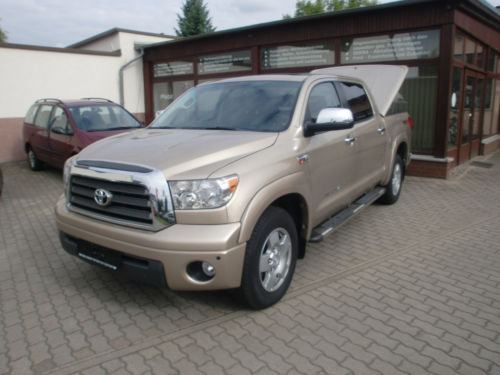 toyota/tundra-07-13
