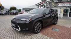 lexus/ux_za10-18-